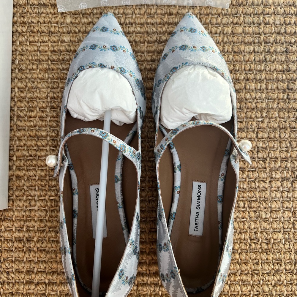 BNIB Tabitha Simmons Hermione Pearl Flat in Pearl Blue Floral Size IT 36.5